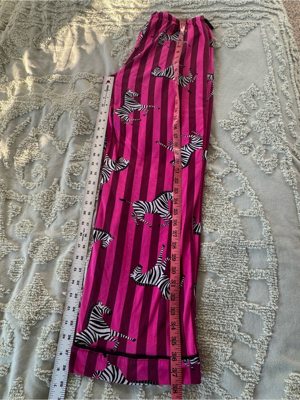 Room Service Women’s Small Pink Zebra Stripe Pajama Set Button Down Lounge - Picture 13 of 14